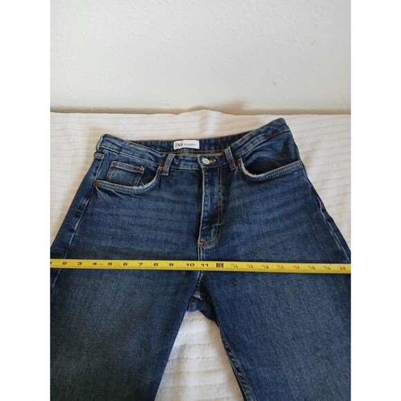 Zara Sz 8 Jeans High Rise Straight Leg High Waist Relax Light Wash Denim Raw Hem - Picture 9 of 14